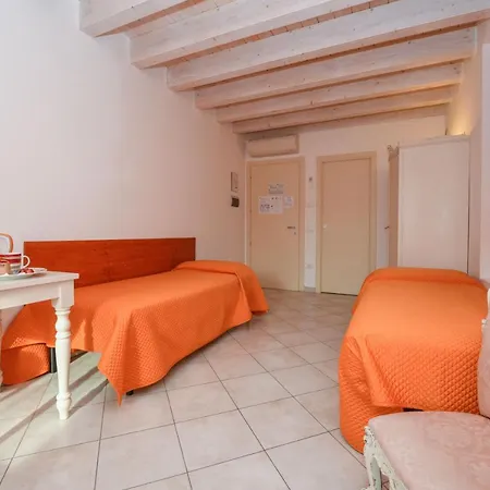 Bed & Breakfast Le Reve - View Sirmione